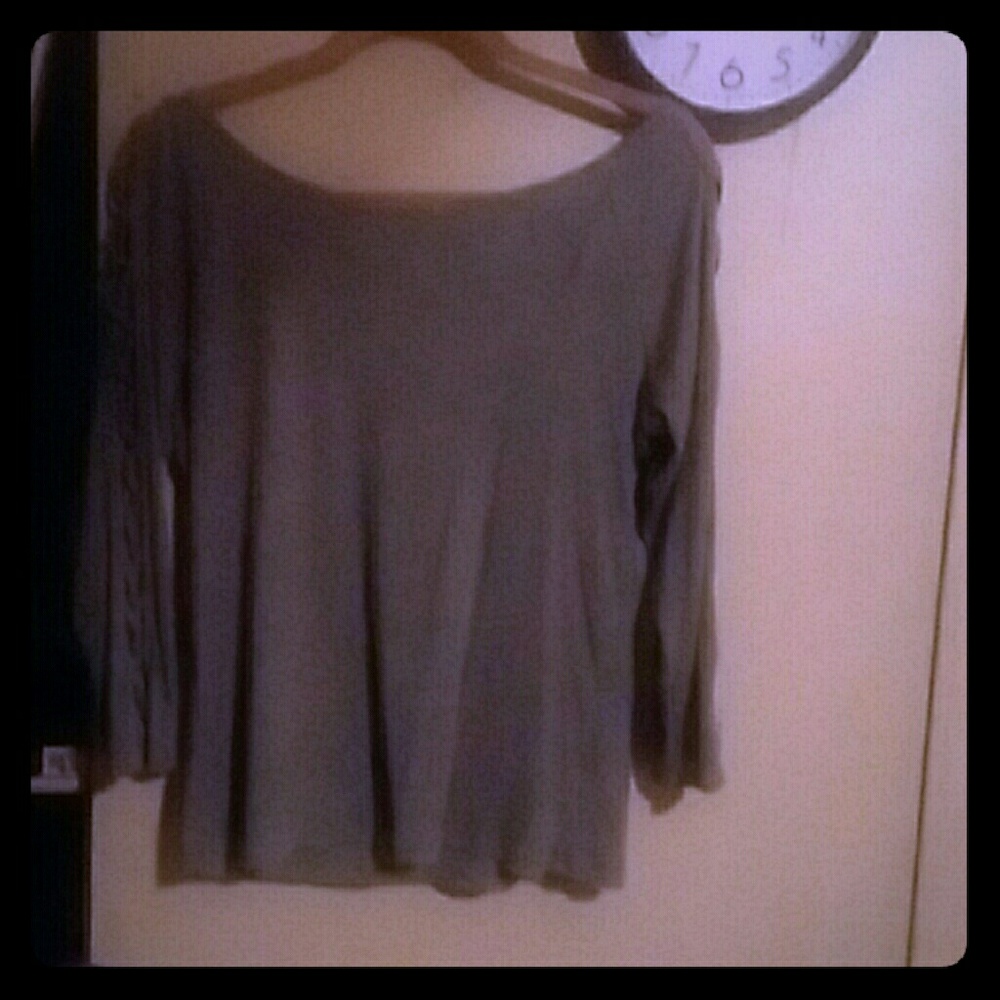 Aeropostale crossed sleeves top